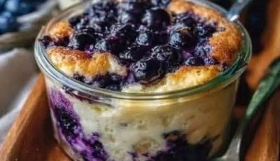 Blueberry Protein Breakfast Bake 💪🫐