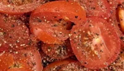 Sliced Tomato with Salt and Pepper
