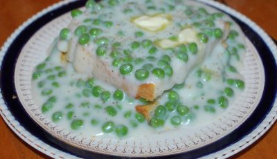 Creamed Peas on Toast (Depression-Era Comfort Food)