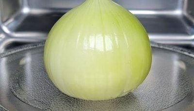 Fast and impressive: Using a microwave to cook onions and amaze your visitors.