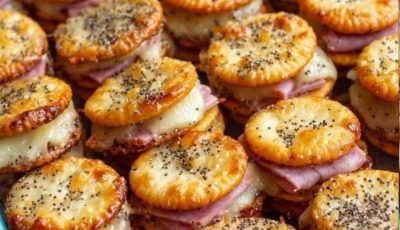 Ritz Cracker Party Sandwiches